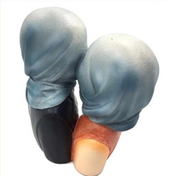 The Lovers by Rene Magritte Statue reproduction Kissing romatic surreal